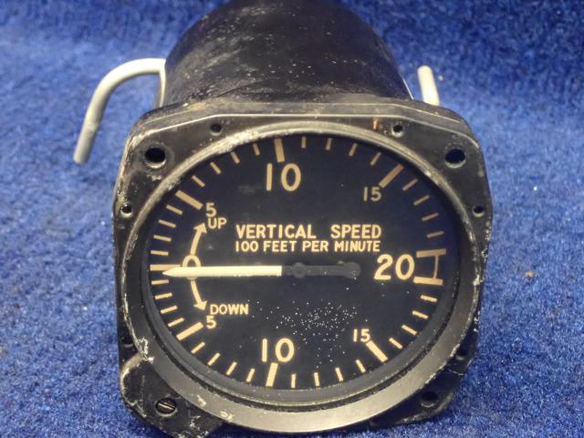 CA-52-1A United Inst - Instrument - Vertical Speed Indicator - Rate of Climb